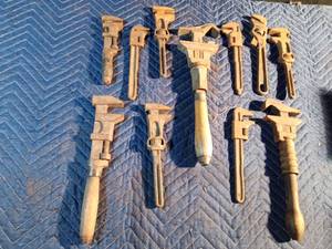 lot 226 image: Vintage wrenches
