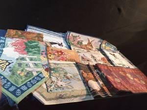 lot 219 image: Lot of tapestry table runners and placemats
