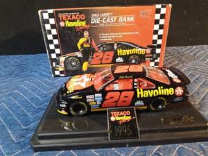 lot 188 image: 1995 collector series limited edition Dale Jarrett diecast Thunderbird bank with key