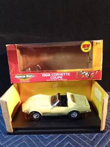 lot 185 image: 2003 Ertyl collectible 1968 Corvette Coupe 50th anniversary limited edition die cast car