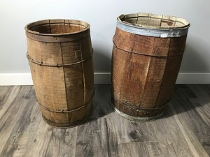 lot 355 image: 2 - Vintage Rustic Looking Wooden Barrels