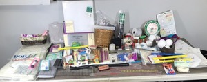 lot 370 image: Lot of Craft  Sewing and More Items