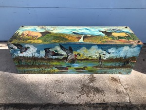 lot 384 image: Wood Trunk with Wildlife Painted on It