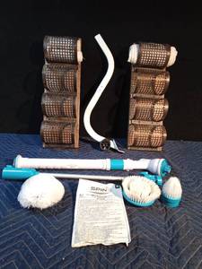 lot 273 image: Towelwashcloth holders, Hurricane spin scrubber and EZ moving tool