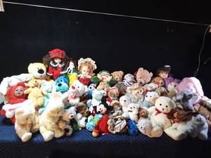 lot 321 image: 1996 Vintage Horsemor hard plastic doll, porcelain dolls and many plush animals