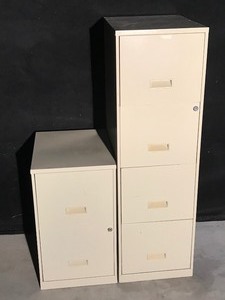 lot 24 image: 2 - Metal Filing Cabinets
