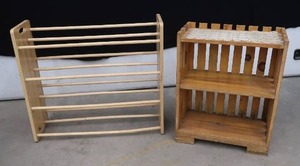 lot 8 image: 2 SHOE RACKS