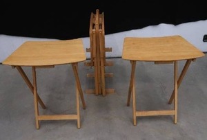 lot 10 image: 4 WOODEN TV TRAYS AND STAND