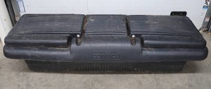 lot 18 image: TOOL BOX WITH LOADING RAMPS