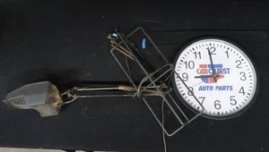lot 51 image: CAR QUEST CLOCK AND VINTAGE LAMP