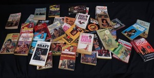 lot 64 image: VINTAGE PAPERBACKS
