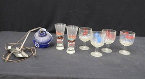 lot 90 image: VINTAGE GLASSES AND LAMP