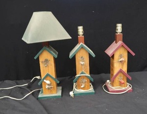 lot 100 image: 3 MATCHING BIRDHOUSE WOODEN LAMPS