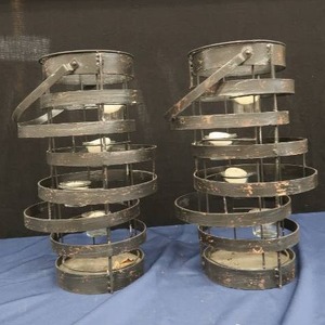 lot A23 image: BLACK METAL CANDLE HOLDERS