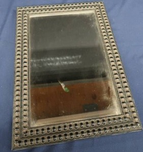 lot A33 image: BLACK METAL BUBBLE-FRAME MIRROR