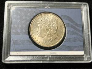 1890 US MORGAN SILVER DOLLAR IN CASE