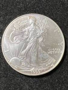 1999 AMERICAN SILVER EAGLE 1 TROY OZ .999 FINE SILVER