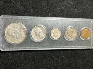1949 US YEAR SET IN HARDCOVER CASE
