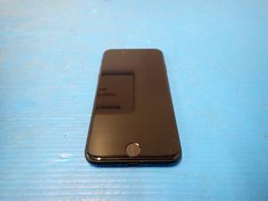 lot 21 image: Apple&nbspiPhone SE (2020) A2275  64GB of storage  Cellular Carrier Unlocked  Includes Charging Cable  Light scratches on screen