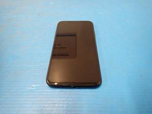 lot 27 image: Apple&nbspIphone Xr A1984  64GB of storage  Cellular Carrier Unlocked  Includes Charging Cable  Cracks on back cover