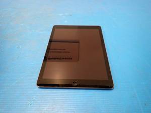 lot 38 image: Apple&nbspiPad Air 1st Gen A1474  16GB of storage  WIFI Only Model  Includes Charging Cable