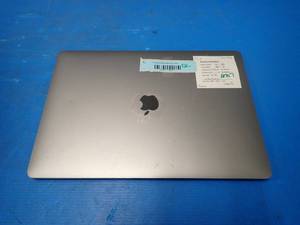 lot 61 image: Apple&nbspMacBook Pro 14,3 A1707 &nbspINTEL CORE I7-7920HQ 3 Ghz  16GB DDR3  500GB HD  15.4 screen with 2880 x 1800 HD Resolution  Includes IOS  No Charger