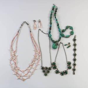 lot 26 image: Costume Jewelry Lot of Necklaces and Earrings