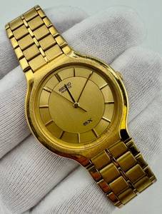 lot 123 image: Seiko SX Mens 34mm Case Wristwatch Quartz New Battery Runs V701-6K00