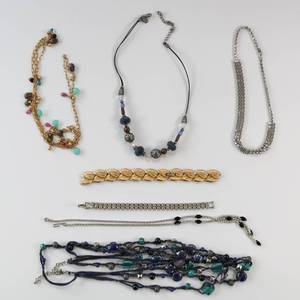 lot 148 image: Costume Jewelry Bracelet & Necklace Lot of 7