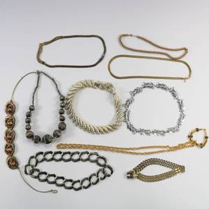 lot 133 image: Costume Jewelry Necklace Lot of 9