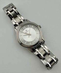 lot 211 image: Ladies Bulova Wristwatch Quartz Runs 30mm Case