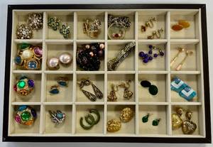 lot 230 image: Costume Jewelry Lot Earrings Clip On Screwback Pierced Pin Bracelet Vintage