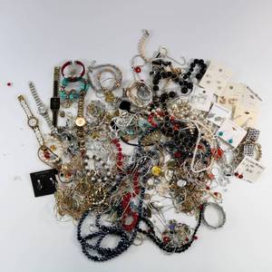 lot 159 image: Large Costume Jewelry Lot