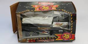 lot 250 image: Tonka 25th Anniversary Commemorative Dump Truck