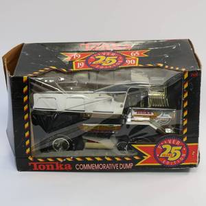 lot 249 image: Tonka 25th Anniversary Commemorative Dump Truck