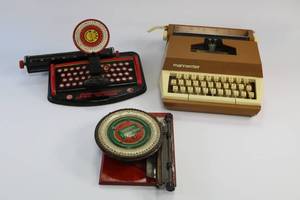 lot 246 image: Vintage Type-Writer Lot of 3