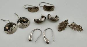 lot 298 image: Sterling Silver Earrings Lot of 5 Pair Vintage 20.7g