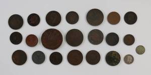 lot 287 image: Vintage Foreign Coin Lot of 22