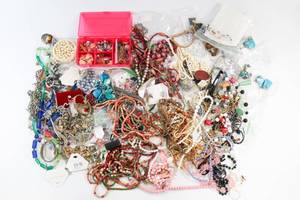 lot 276 image: Large Costume Jewelry Lot