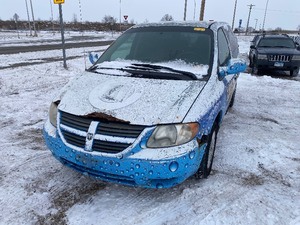 lot 23 image: 2005 Dodge Grand Caravan