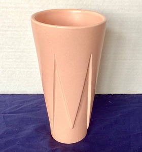 lot 26 image: Red Wing Pottery Vase and McCoy Planter