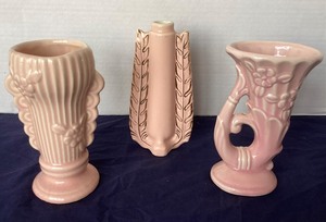 lot 32 image: Group of 3 Pink Pottery Vases