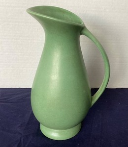 lot 37 image: Green Red Wing Pottery Pitcher