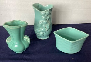 lot 48 image: Trio of Aqua Vases