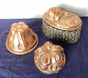 lot 72 image: Group of 3 Antique Copper & Tin Molds