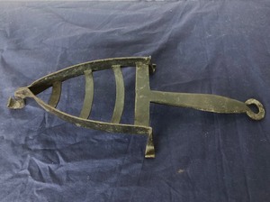 lot 78 image: Antique Wrought Iron Sadiron Trivet