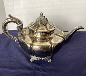 lot 81 image: Antique Sheffield Silver Teapot