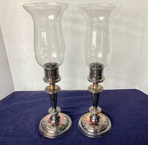 lot 83 image: Pair of Antique Sheffield Silver Candlesticks