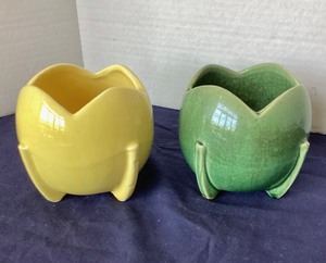 lot 159 image: Pair of  Nelson McCoy Art Deco Planters