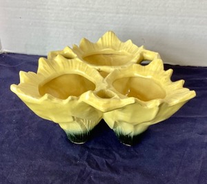 lot 160 image: McCoy Triple Bulb Planter